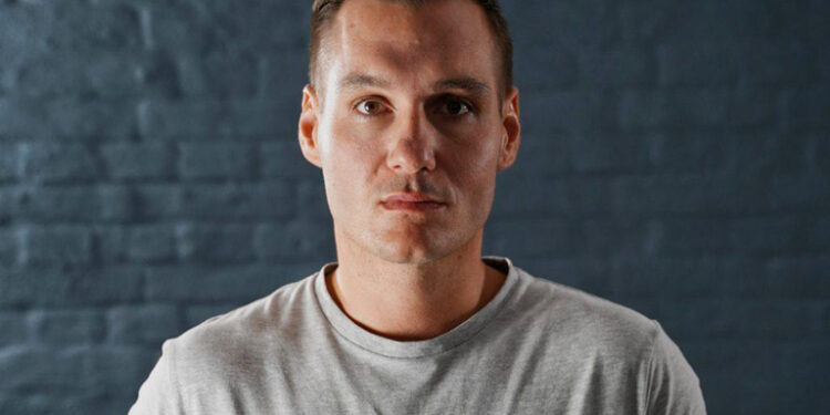 Real Estate is full of opportunities to help you become financially stable – Whizz Entrepreneur Maximilian Reidl