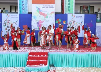 ND Kothari English School Antroli organized Cultural Fest ‘Carnival’ along with Science & Art Exhibition