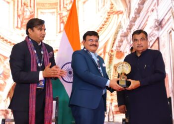 India’s No. 1 Skin Clinic Chain, Sakhiya Skin Clinic, Most Trusted Skin Clinic Chain, Nitin Gadkari, Dr. Jagdish Sakhiya, Surat,