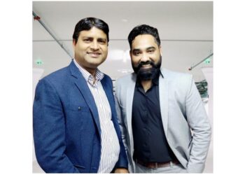 Disrupting the Cloud Call Center Industry: The Journey of CallerDesk’s Founders 