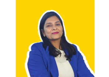 Sweety Pratik: The Woman Who Found Magic in Words and Mirrors