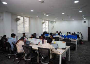 Surviving the Cash Crunch: A Financial Playbook for Bootstrapped Startups