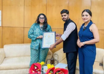 Dr. Satyasri Akula Explores AI’s Impact on Human Thinking at IIT Kanpur’s SAMWAAD Talk Show 